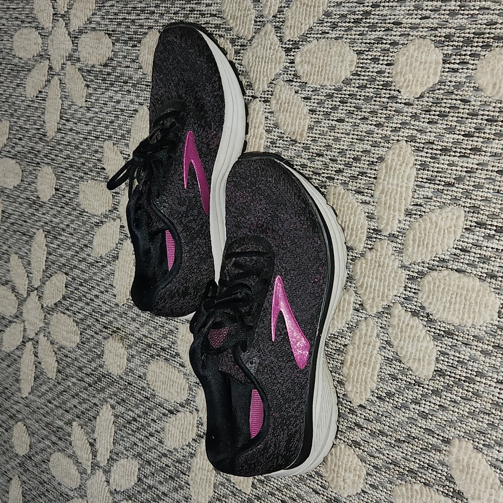 Brooks DNA Sneakers Size 8.5